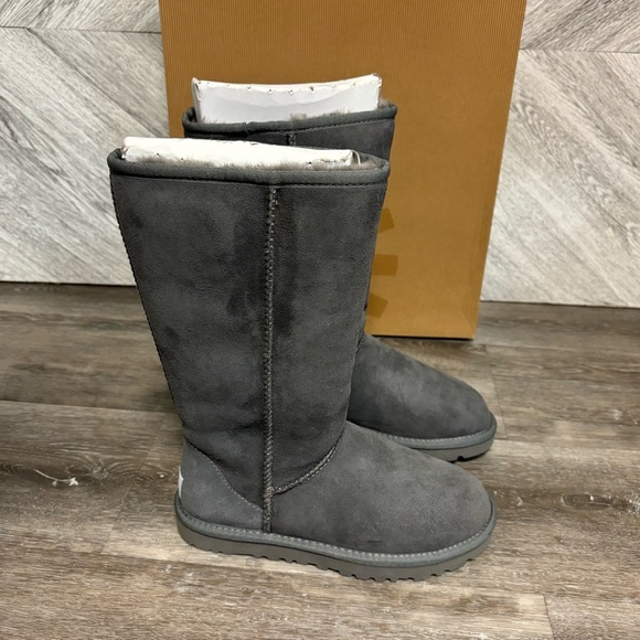 Ugg Australia Shoes - UGG Australia | Classic Tall Boots In Grey Size 5 NEW
